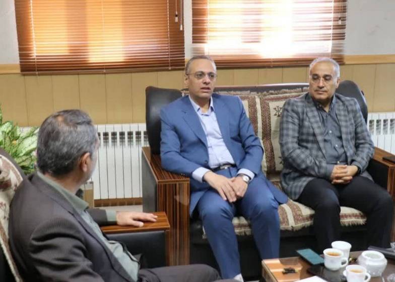 نشست مشترک مدیرعامل شرکت آب منطقه ای و فرماندار بجنورد